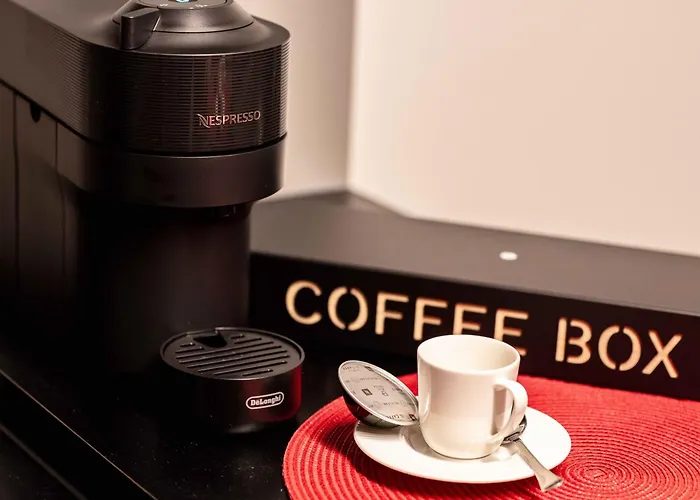 Modern 2-bedroom - Fully Outfitted - Free Parking *